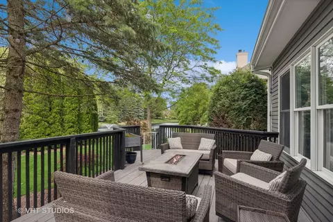 956 Danielson Ct, Gurnee, IL 60031 photo 23