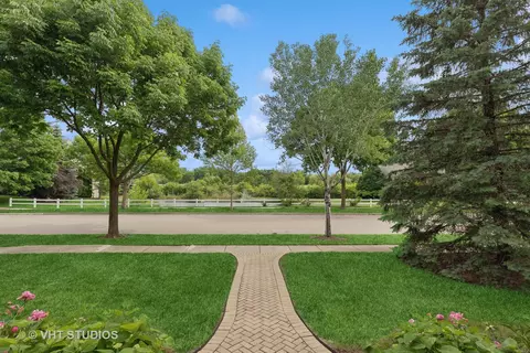 956 Danielson Ct, Gurnee, IL 60031 photo 27