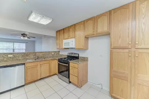 209 E Lake St #D, Addison, IL 60101 photo 7