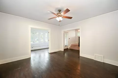 107 E Jefferson Ave, Wheaton, IL 60187 photo 10