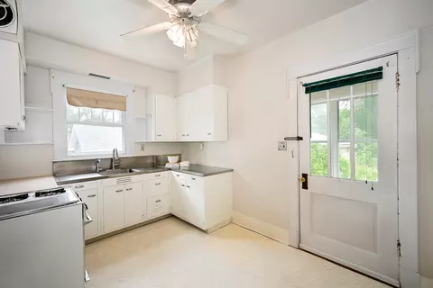 107 E Jefferson Ave, Wheaton, IL 60187 photo 17