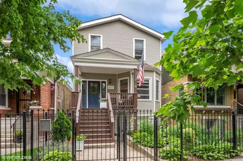 3017 N Troy St, Chicago, IL 60618