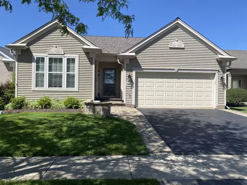 13625 Wilshire Way, Huntley, IL 60142