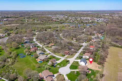 View/Area - 8601 Clark Pl, Crown Point, IN 46307 photo 1 of 2
