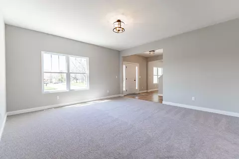 Living - 8601 Clark Pl, Crown Point, IN 46307 photo 2 of 4