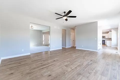 Living - 8601 Clark Pl, Crown Point, IN 46307 photo 3 of 4