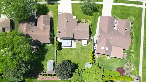 1507 Gainesboro Dr, Wheaton, IL 60189 photo 24