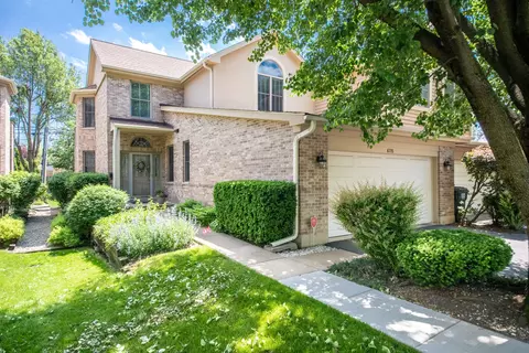 6715 N Cicero Ave, Lincolnwood, IL 60712