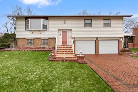18940 Willow Ave, Country Club Hills, IL 60478