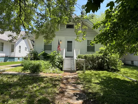 241 S Winter St, Paxton, IL 60957