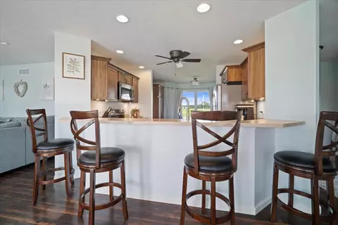 Kitchen - 10901 Lake Rd, Dewitt, IL 61735 photo 1 of 3