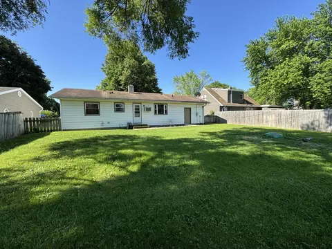 711 Watson Dr, Genoa, IL 60135 photo 17