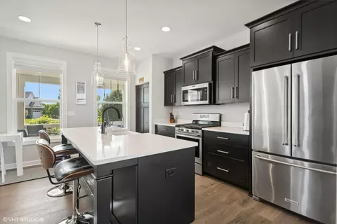 Kitchen - 12502 Kildare Dr, Plainfield, IL 60585 photo 2 of 5