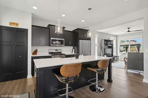 Kitchen - 12502 Kildare Dr, Plainfield, IL 60585 photo 3 of 5