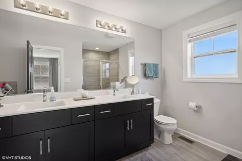 Bath - 12502 Kildare Dr, Plainfield, IL 60585 photo 1 of 3