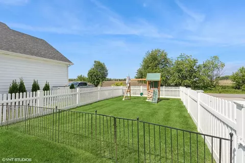 Exterior - 12502 Kildare Dr, Plainfield, IL 60585 photo 5 of 5