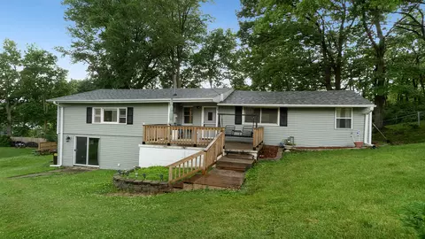 214 N Etnyre Ave, Oregon, IL 61061