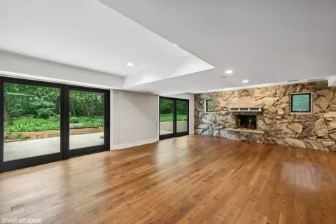 Living - 268 Stonegate Rd, Trout Valley, IL 60013 photo 4 of 5