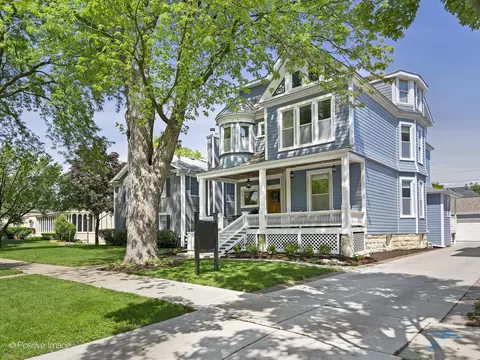 205 S Catherine Ave, La Grange, IL 60525
