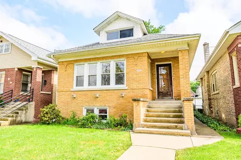 4817 W Schubert Ave, Chicago, IL 60639