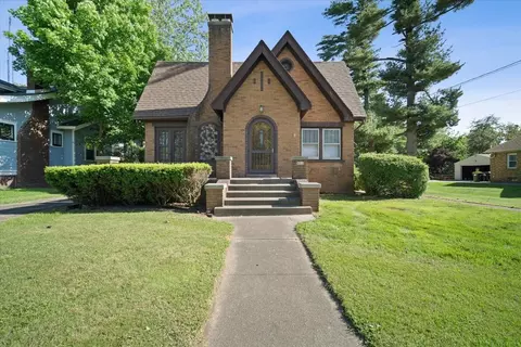 1011 Hovey Ave, Normal, IL 61761