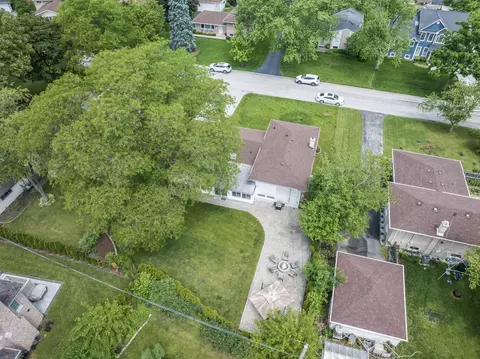 View/Area - 1105 Arbor Ln, Glenview, IL 60025 photo 2 of 2