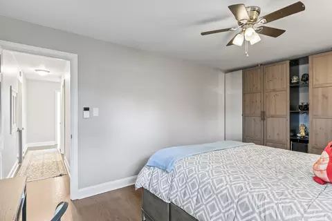 Bedroom - 1105 Arbor Ln, Glenview, IL 60025 photo 4 of 7