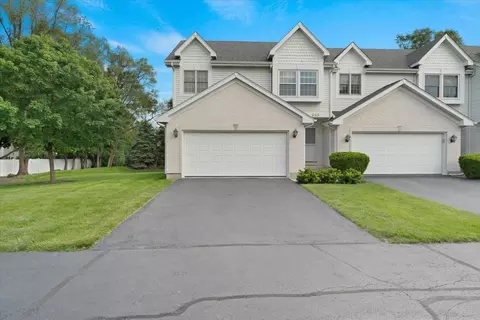 669 Barlina Rd, Crystal Lake, IL 60014