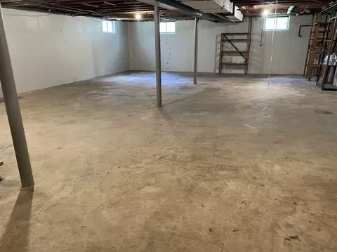 Other - 910 E Liberty Dr, Wheaton, IL 60187 photo 8 of 10
