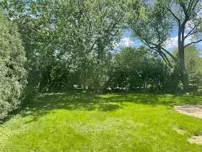 Exterior - 910 E Liberty Dr, Wheaton, IL 60187 photo 6 of 6