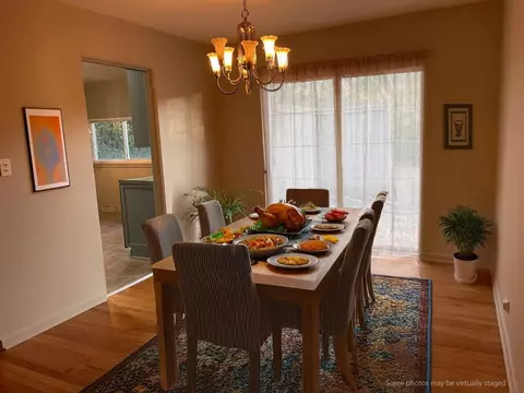 Dining - 910 E Liberty Dr, Wheaton, IL 60187 photo 1 of 2