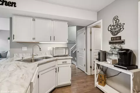 Kitchen - 1278 Silk Oak Ln, Bartlett, IL 60103 photo 1 of 3