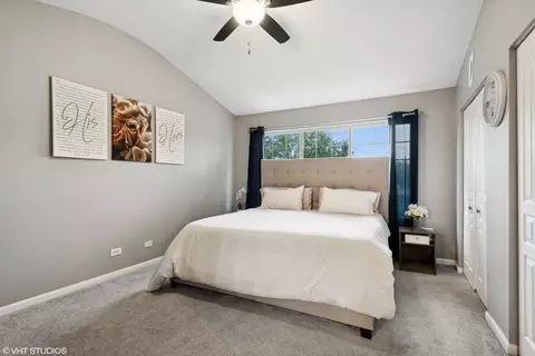 Bedroom - 1278 Silk Oak Ln, Bartlett, IL 60103 photo 1 of 3