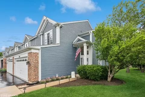 Exterior - 1278 Silk Oak Ln, Bartlett, IL 60103 photo 2 of 4