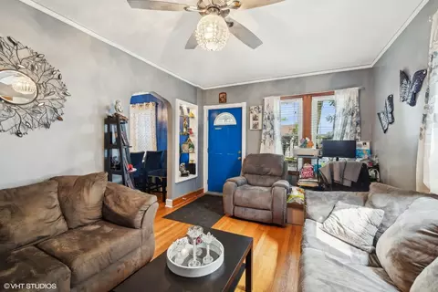 8909 Southview Ave, Brookfield, IL 60513 photo 4