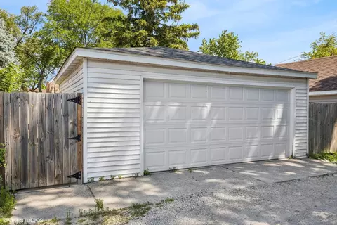 8909 Southview Ave, Brookfield, IL 60513 photo 15