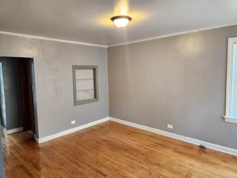 2321 E 92nd St, Chicago, IL 60617 photo 4