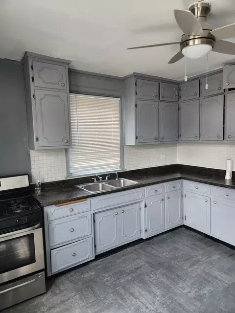 2321 E 92nd St, Chicago, IL 60617 photo 13