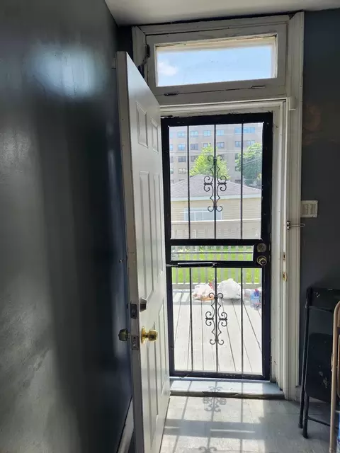 2321 E 92nd St, Chicago, IL 60617 photo 15