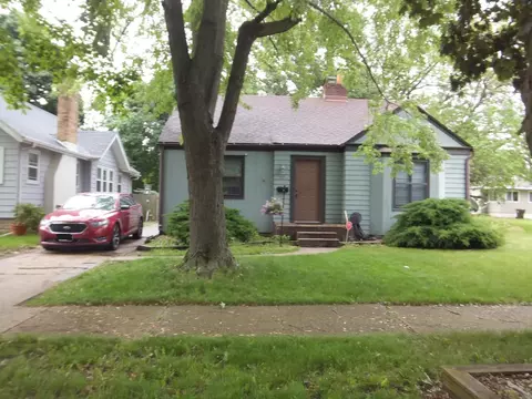 2111 Hecker Ave, Rockford, IL 61103