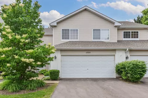 1725 Waterford Rd, North Aurora, IL 60542