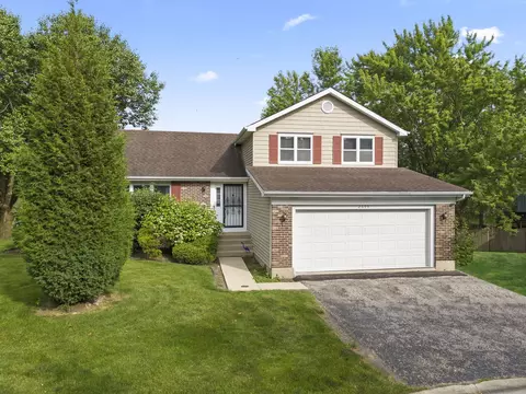 2659 Bloomfield Dr, Lisle, IL 60532