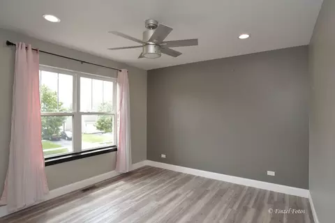 Bedroom - 3030 Chalkstone Ave, Elgin, IL 60124 photo 1 of 4