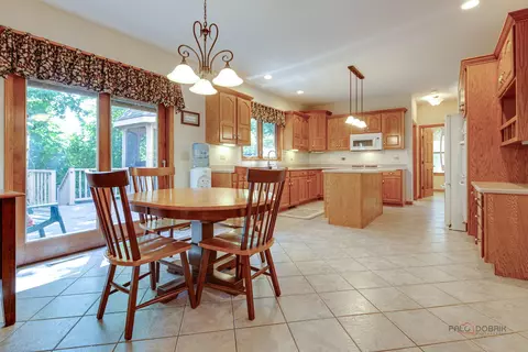 580 Tanglewood Ct, Algonquin, IL 60102 photo 12