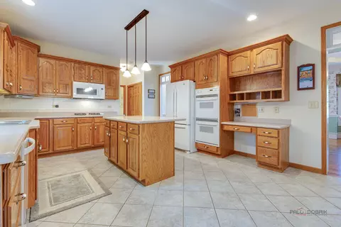 580 Tanglewood Ct, Algonquin, IL 60102 photo 14