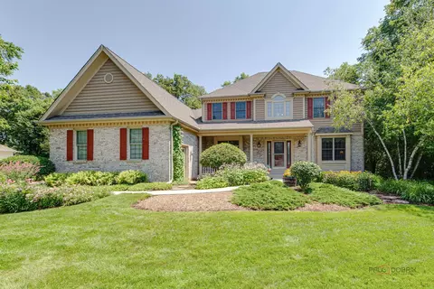 580 Tanglewood Ct, Algonquin, IL 60102 photo 3
