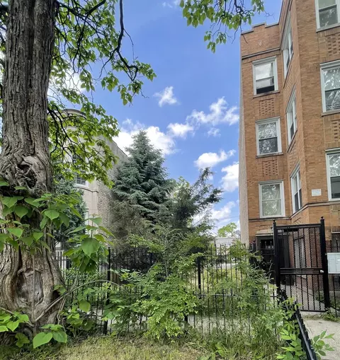 4306 W Adams St, Chicago, IL 60624