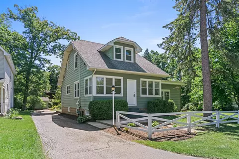 63 Timberhill Dr, Crystal Lake, IL 60014
