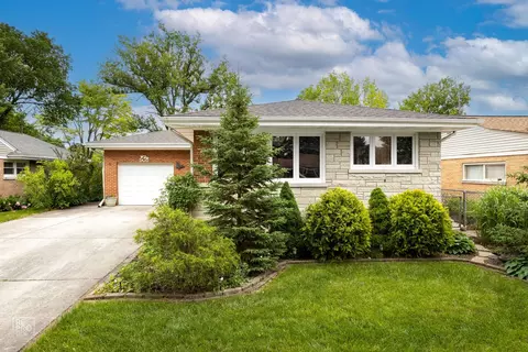 505 S William St, Mount Prospect, IL 60056