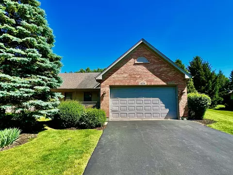 619 Hampshire Dr, Hampshire, IL 60140